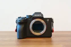 ソニーのカメラを高く売るならメルカリ｜α7 IVを25万円で売った実体験